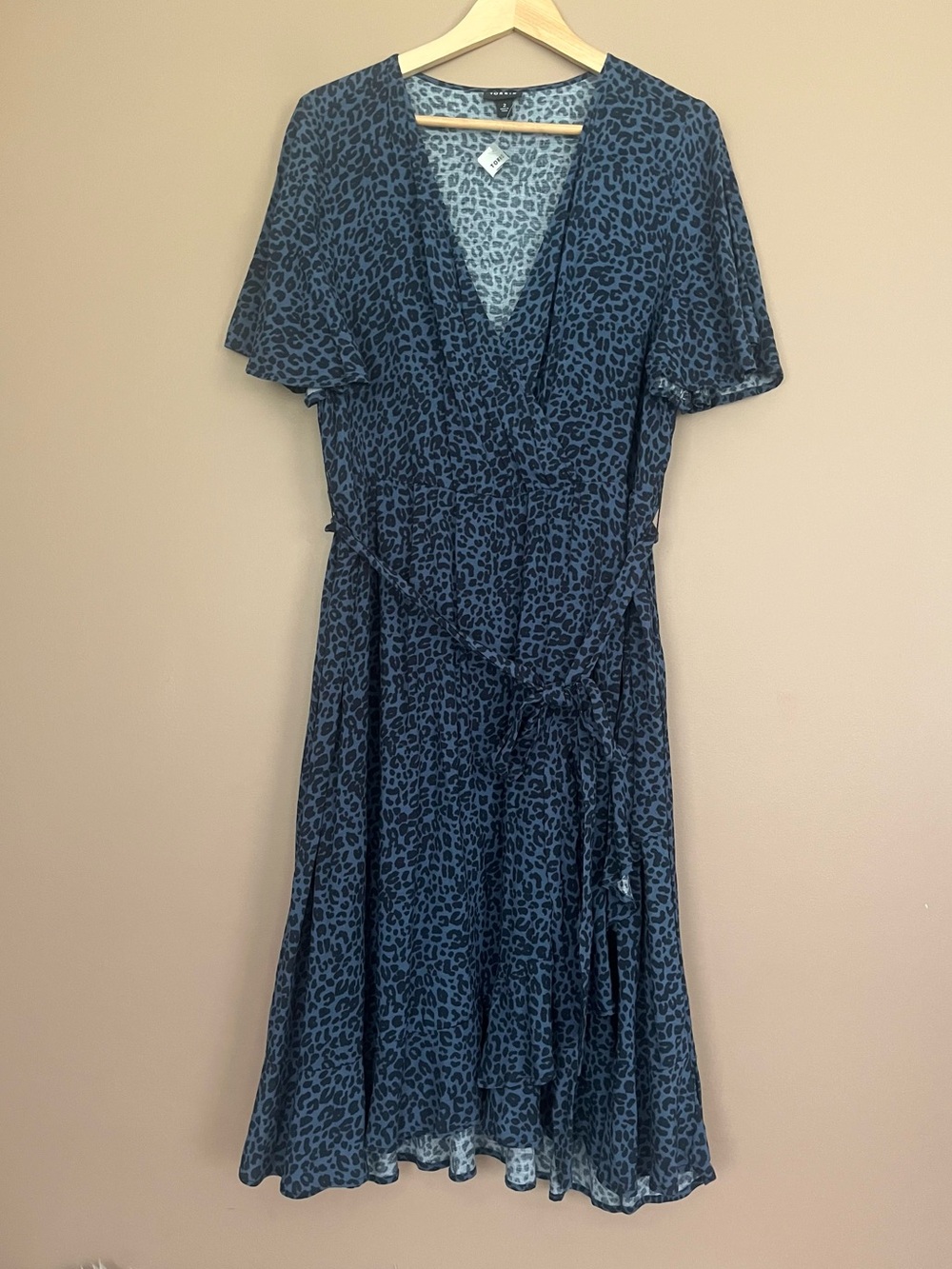 {Torrid} Cheetah Print Flutter Sleeve Faux Wrap Challis Dress - Womens 2X - NWT - Picture 2 of 13